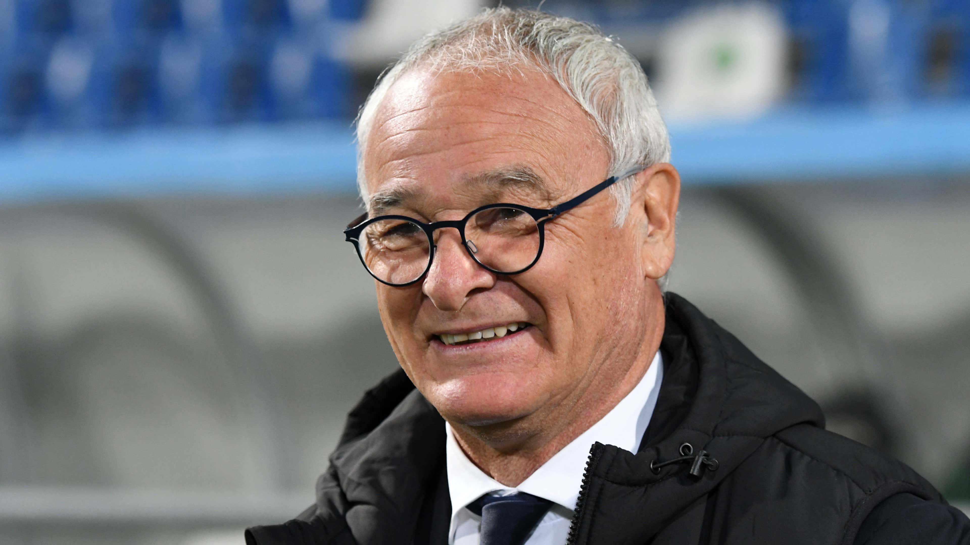 Watch: Ranieri emotional as Leicester fans give him standing ovation ...