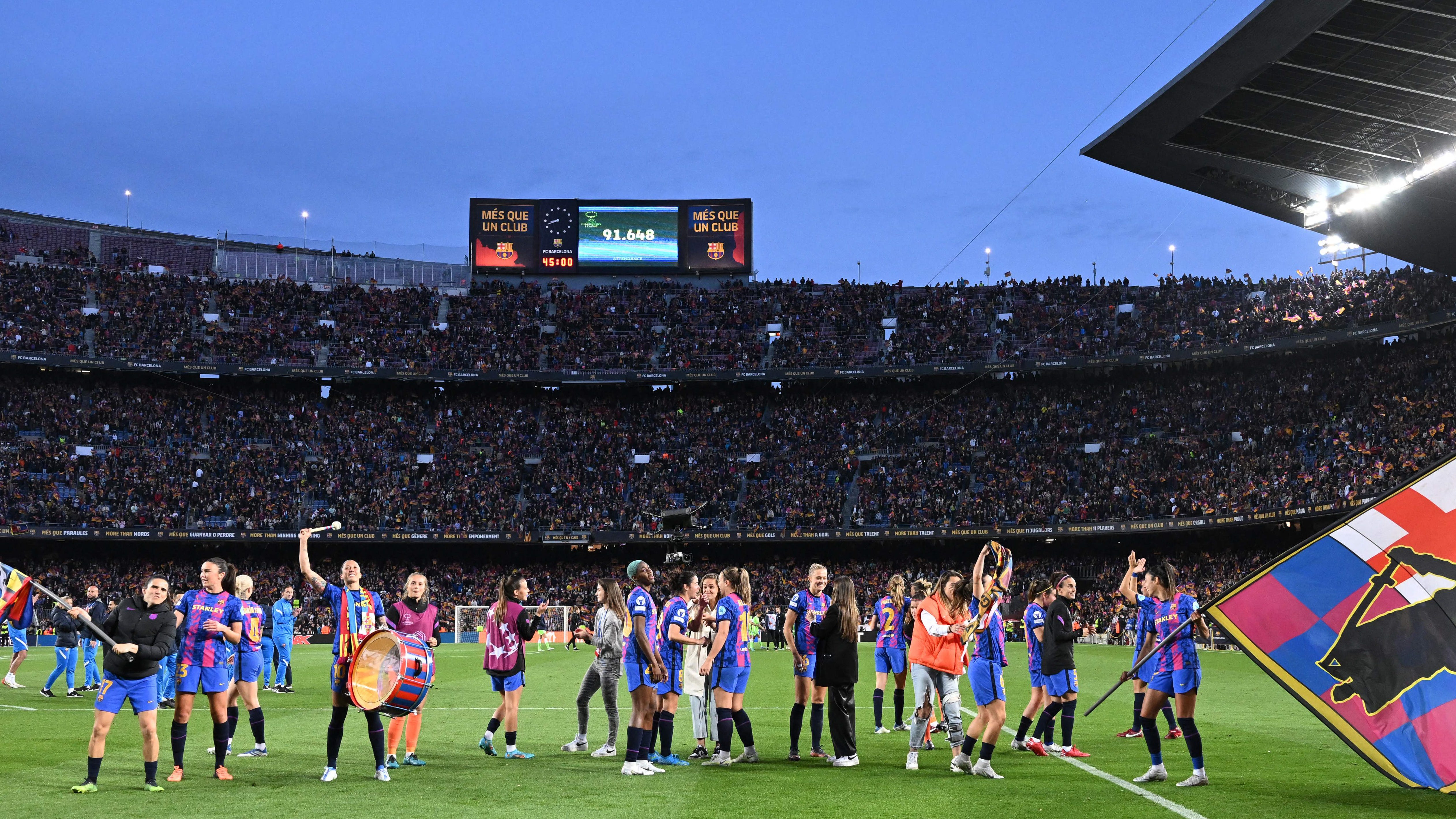 バルセロナ女子チームが数週間で観客動員数世界一を更新 男子チームのカンプ ノウでの今季最多動員数を大きく上回る Goal Com 日本