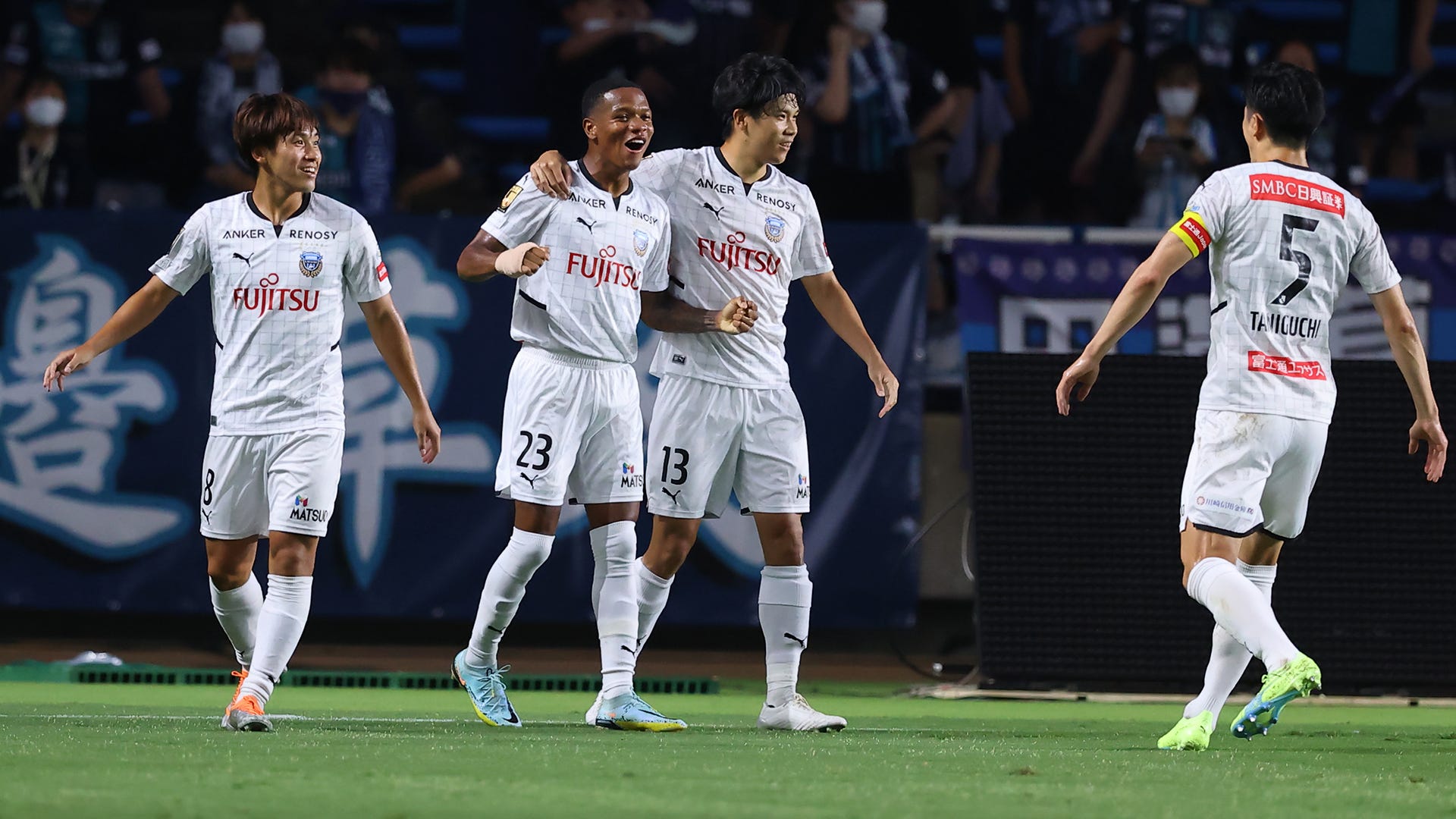 川崎フロンターレがアビスパ福岡に4発快勝で約3か月ぶりに連勝 Jリーグ Goal Com 日本