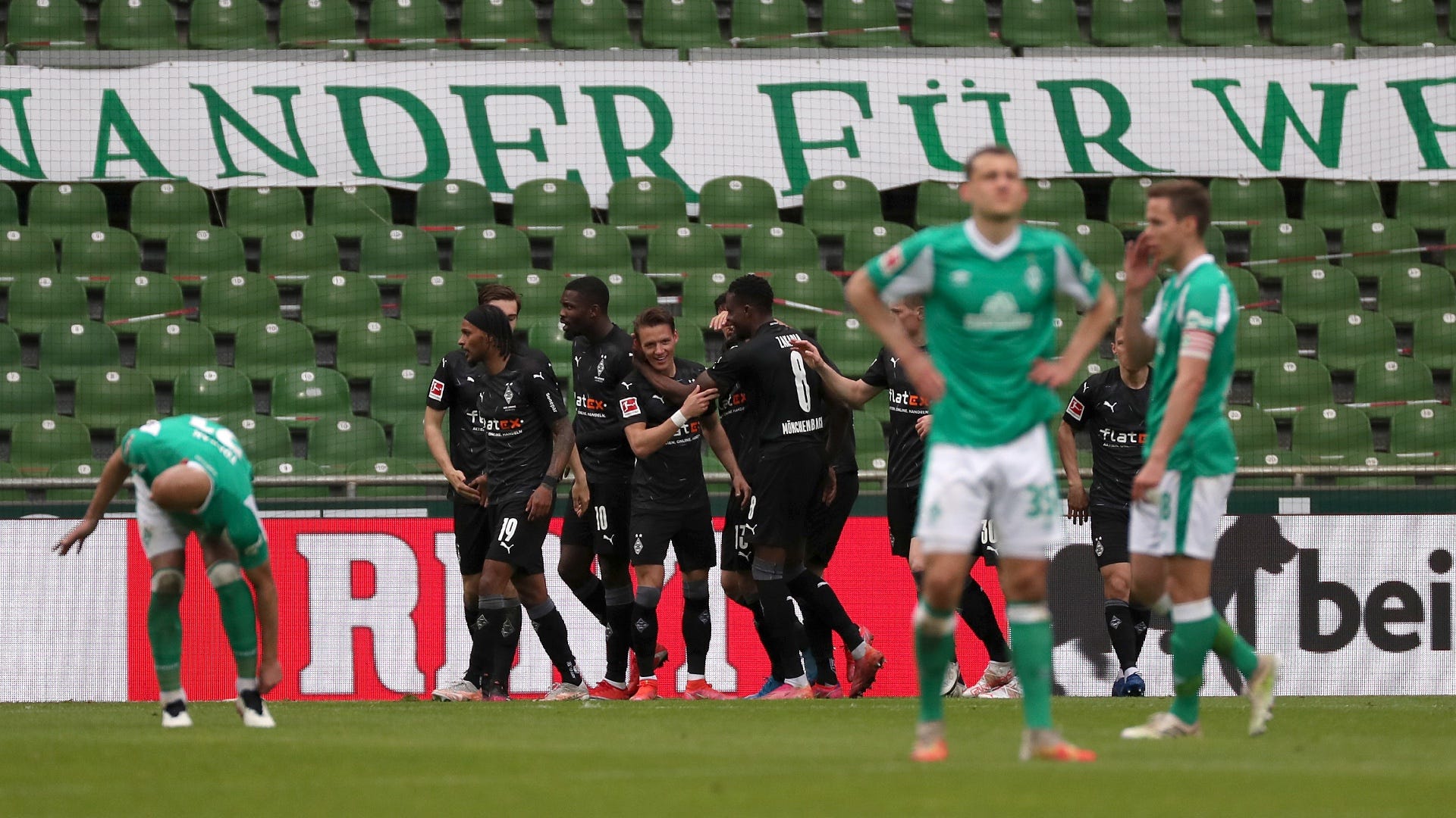 Werder Bremen steigt nach 24 gegen Gladbach aus der Bundesliga ab Der TICKER zum Nachlesen Goal Deutschland